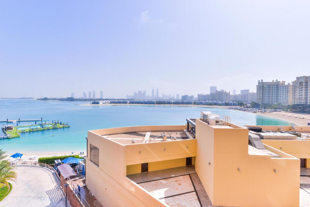 Appartement Tiara - Luxury Palm Jumeirah - Private Beach And Pool! à Dubaï Extérieur photo