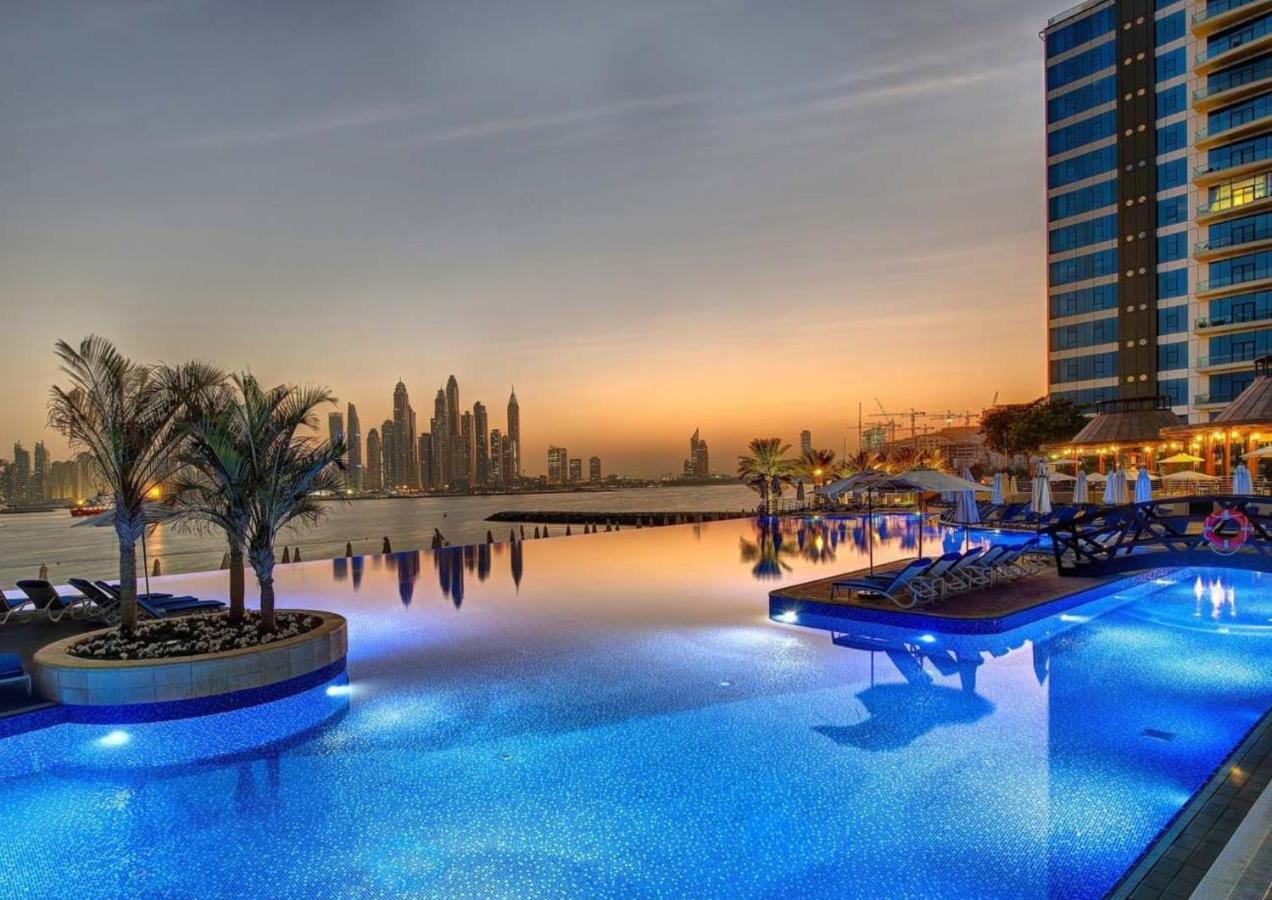 Appartement Tiara - Luxury Palm Jumeirah - Private Beach And Pool! à Dubaï Extérieur photo